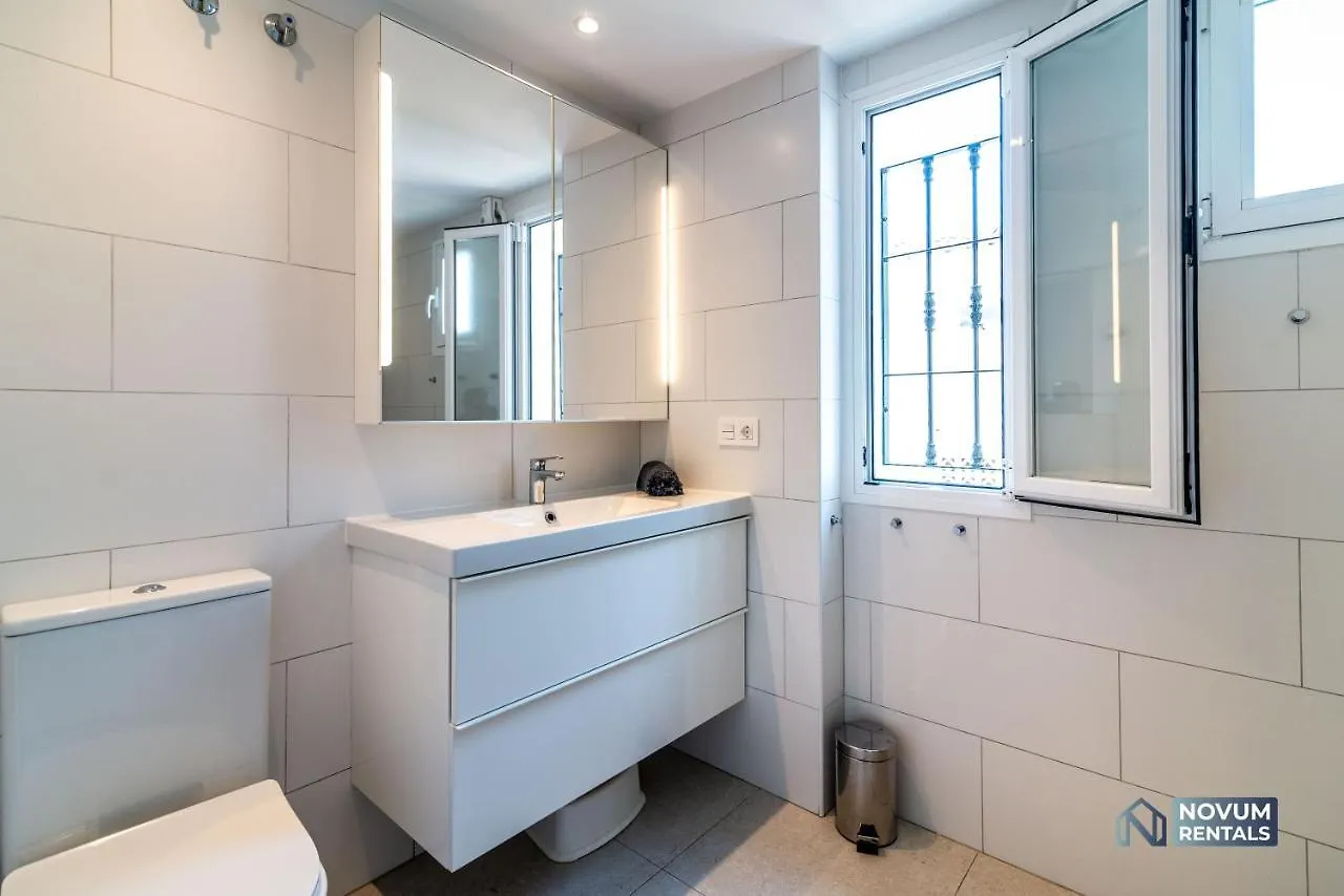 Top Renovated Penthouse In Los Naranjos Marbella Apartamento